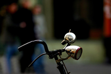 Tohle zloděj kola nedomyslel! Boskovičtí policisté ho vypátrali díky stopě ve sněhu